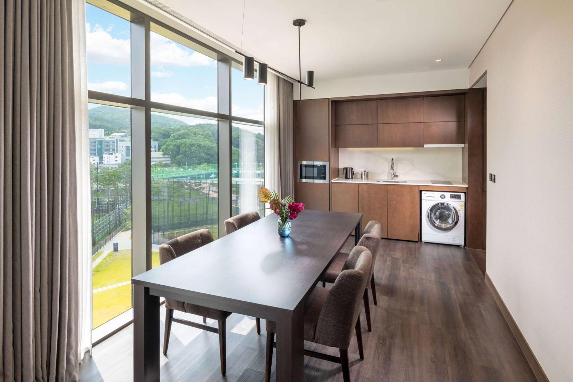 Doubletree By Hilton Seoul Pangyo Residences سيونغنام المظهر الخارجي الصورة